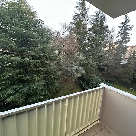 Konos In Puy-en-velay